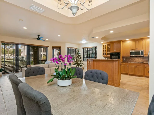 7533 Old Thyme Ct # 14C, Parkland FL 33076