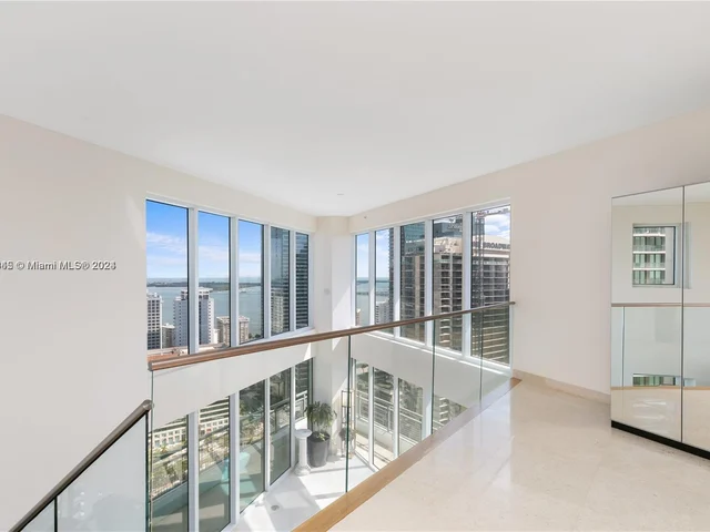 60 SW 13th St # 3000, Miami FL 33130