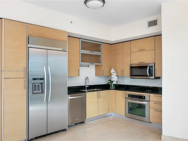 60 SW 13th St # 3000, Miami FL 33130