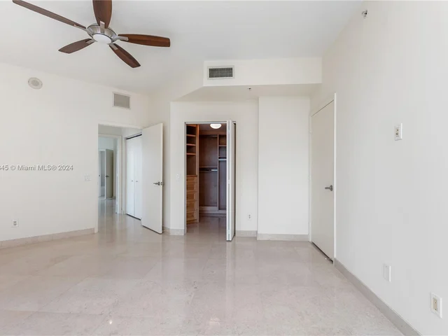 60 SW 13th St # 3000, Miami FL 33130