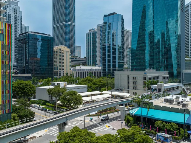 60 SW 13th St # 3000, Miami FL 33130