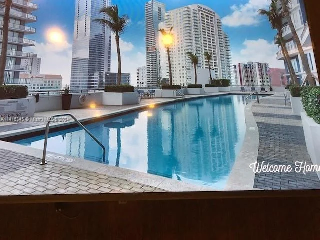 60 SW 13th St # 3000, Miami FL 33130