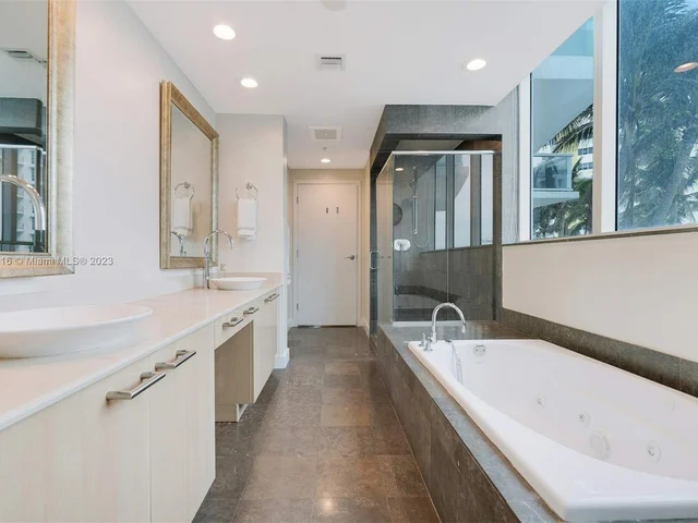 3801 Collins Ave # 503, Miami Beach FL 33140