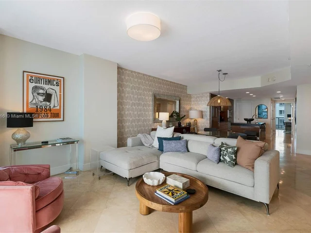 3801 Collins Ave # 503, Miami Beach FL 33140