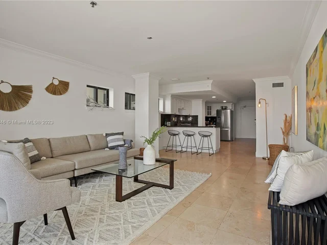 6345 Collins Ave, Miami Beach FL 33141