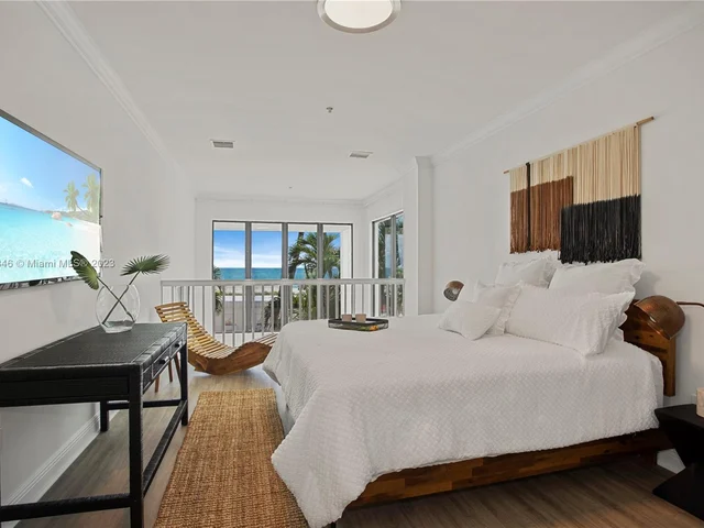 6345 Collins Ave, Miami Beach FL 33141