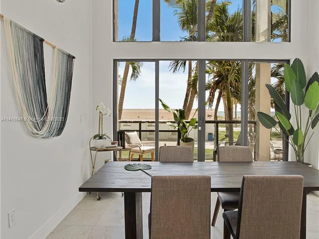 6345 Collins Ave, Miami Beach FL 33141
