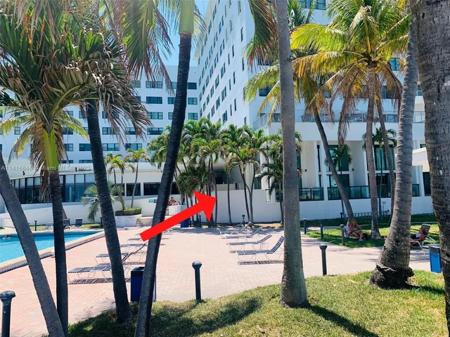 6345 Collins Ave, Miami Beach FL 33141