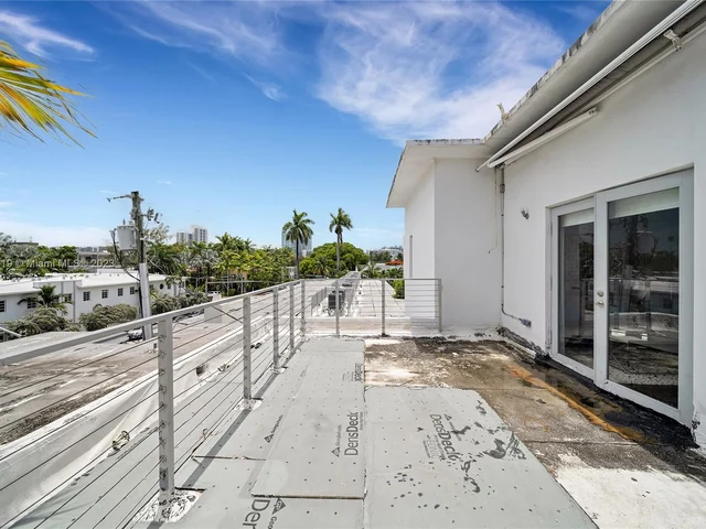 1600 Euclid Avenue # 211, Miami Beach FL 33139