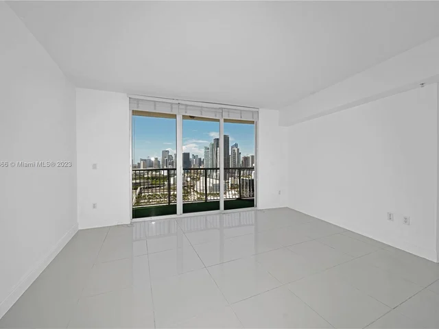 1750 N Bayshore Drive # 3208, Miami FL 33132