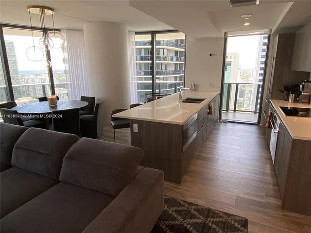 801 S Miami Ave # 2501, Miami FL 33130