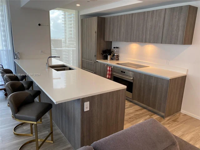 801 S Miami Ave # 2501, Miami FL 33130