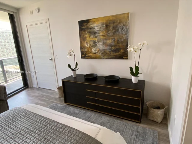 801 S Miami Ave # 2501, Miami FL 33130