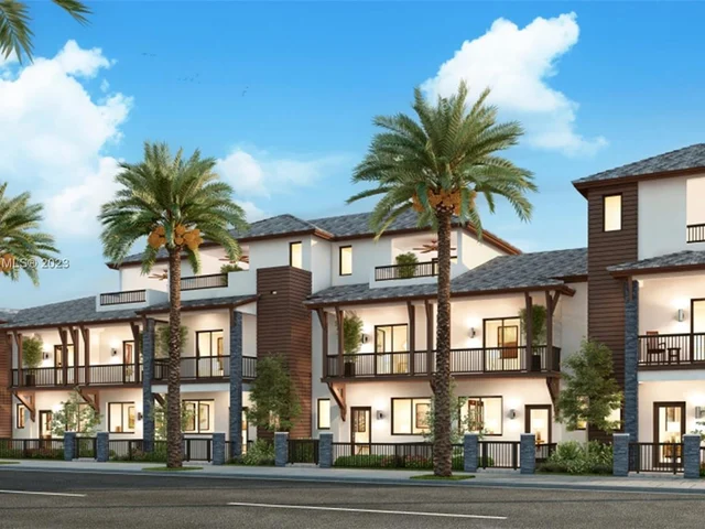 4239 NW 83rd Ave # 14, Doral FL 33166