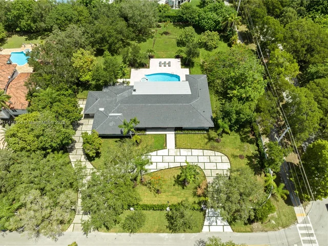 5705 SW 114th Ter, Pinecrest FL 33156