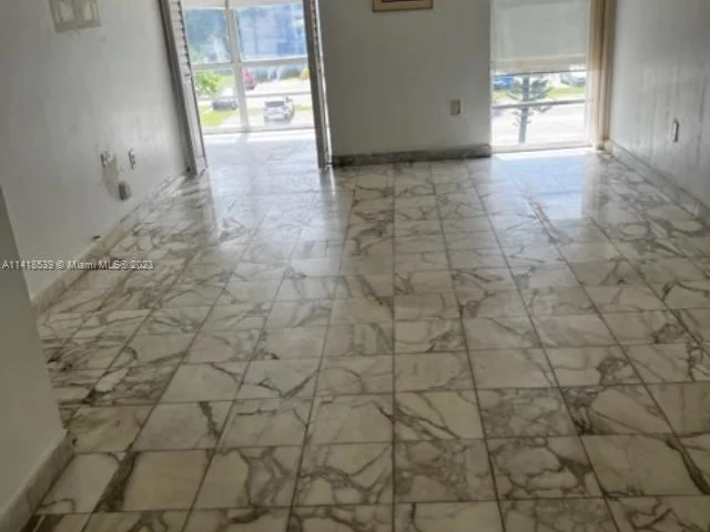 17560 Atlantic Blvd # 301, Sunny Isles Beach FL 33160