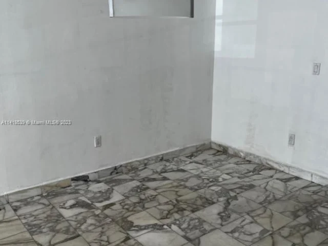 17560 Atlantic Blvd # 301, Sunny Isles Beach FL 33160