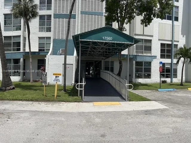 17560 Atlantic Blvd # 301, Sunny Isles Beach FL 33160