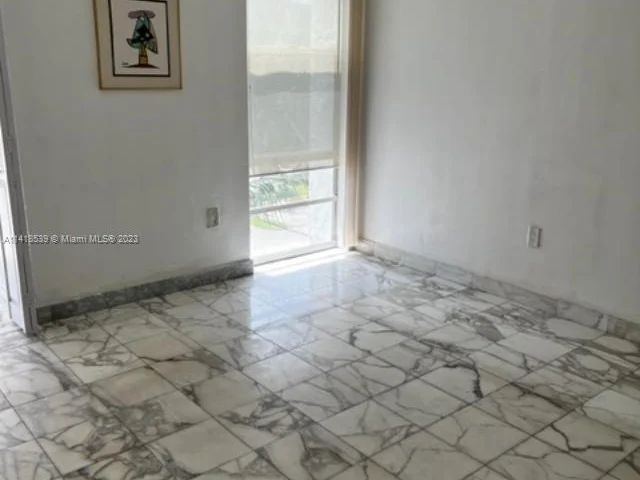 17560 Atlantic Blvd # 301, Sunny Isles Beach FL 33160