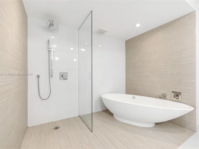 300 Sunny Isles # 2303, Sunny Isles Beach FL 33160