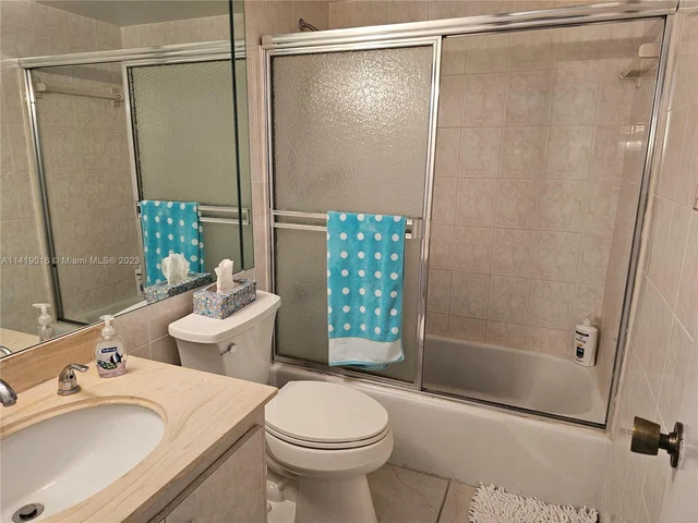 1985 S Ocean Dr, Hallandale Beach FL 33009