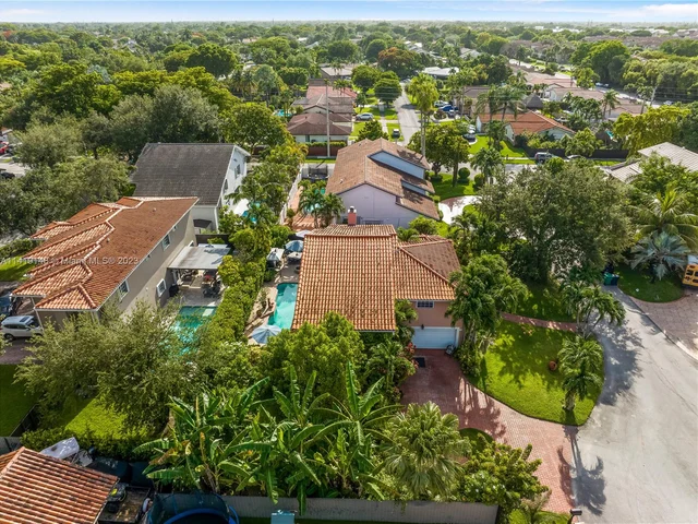 11980 SW 92nd Ln, Miami FL 33186