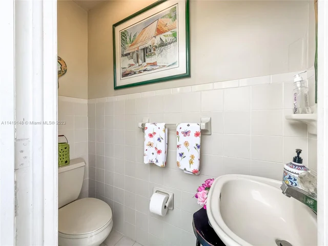 11980 SW 92nd Ln, Miami FL 33186