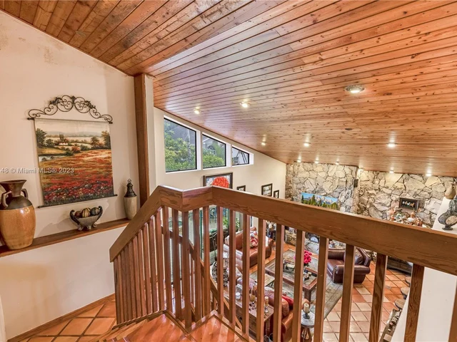 11980 SW 92nd Ln, Miami FL 33186