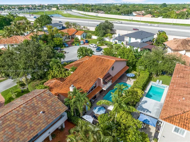 11980 SW 92nd Ln, Miami FL 33186