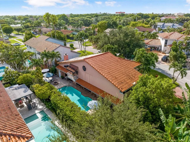 11980 SW 92nd Ln, Miami FL 33186