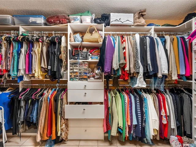 11980 SW 92nd Ln, Miami FL 33186