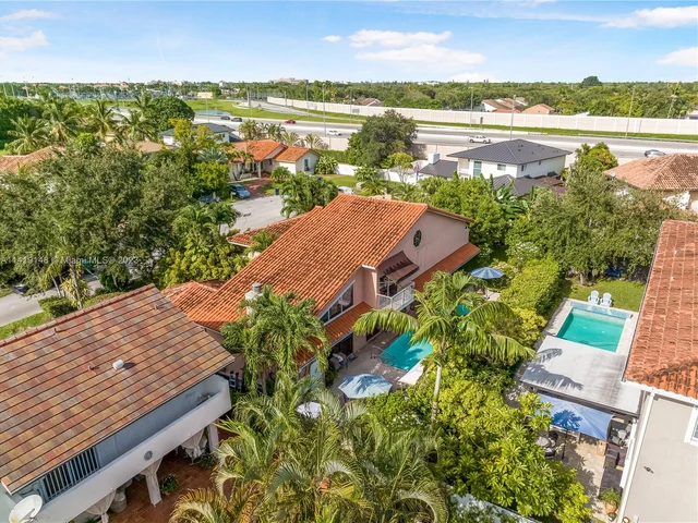 11980 SW 92nd Ln, Miami FL 33186