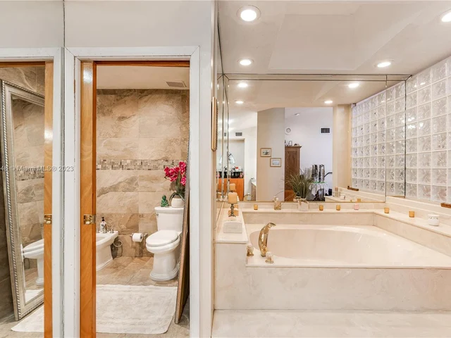 11980 SW 92nd Ln, Miami FL 33186