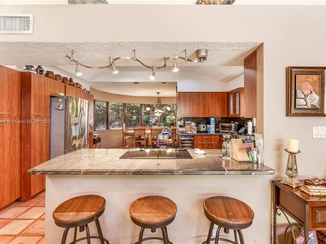 11980 SW 92nd Ln, Miami FL 33186