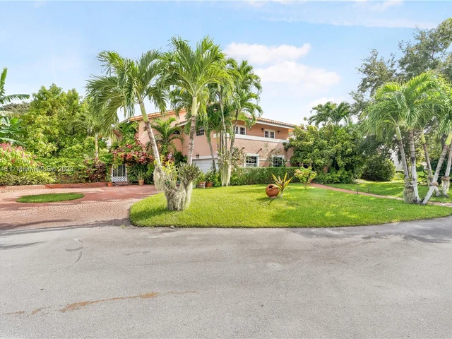 11980 SW 92nd Ln, Miami FL 33186