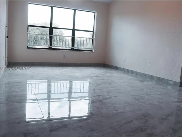 4281 W Mcnab Rd # 19, Pompano Beach FL 33069