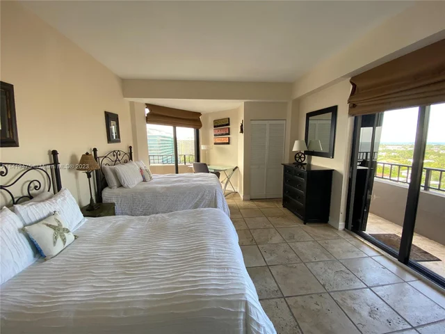 201 Crandon Blvd # 1223, Key Biscayne FL 33149