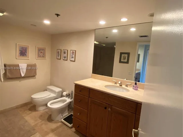 201 Crandon Blvd # 1223, Key Biscayne FL 33149