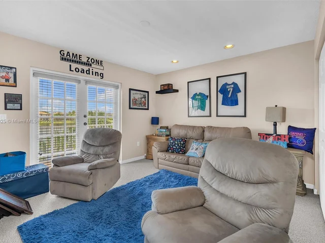 15234 SW 19th St, Miramar FL 33027