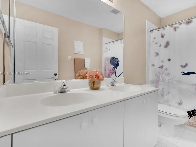 15234 SW 19th St, Miramar FL 33027