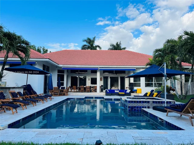 3280 Paddock Rd, Weston FL 33331