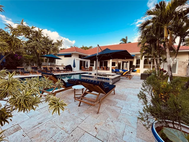 3280 Paddock Rd, Weston FL 33331