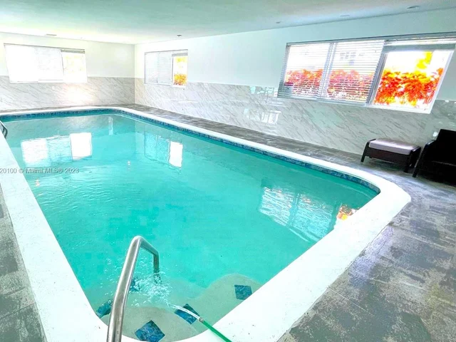 325 SE 4th Ave, Dania Beach FL 33004