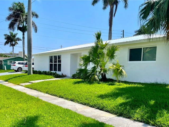 325 SE 4th Ave, Dania Beach FL 33004