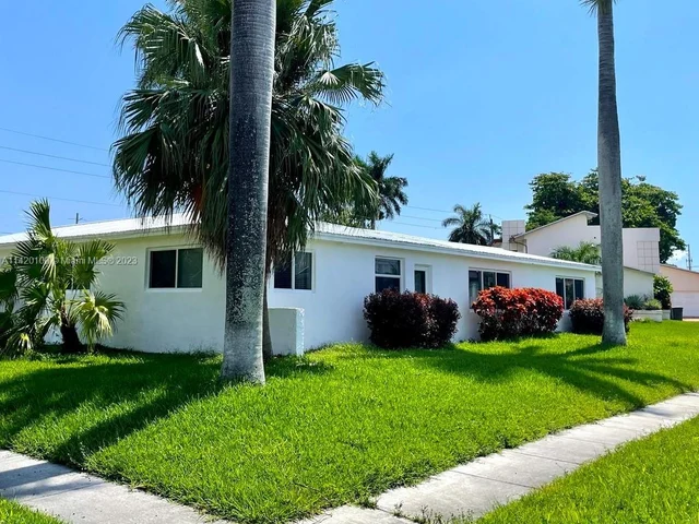 325 SE 4th Ave, Dania Beach FL 33004