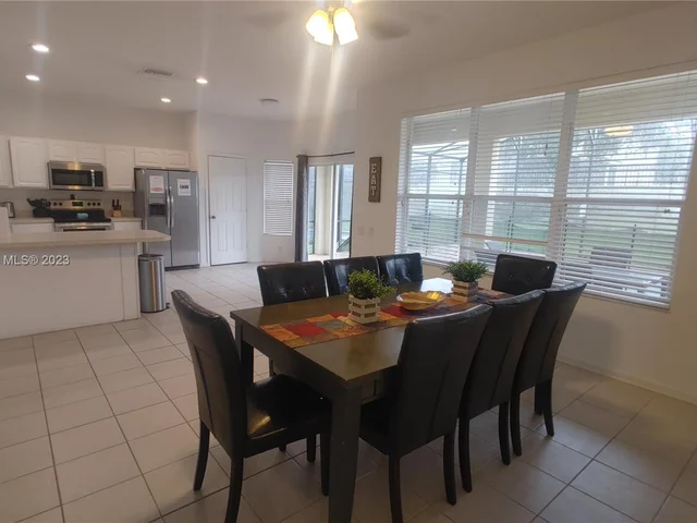 7751 BASNETT CIRCLE, Kissimmee FL 34747