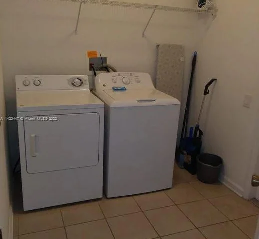 7751 BASNETT CIRCLE, Kissimmee FL 34747