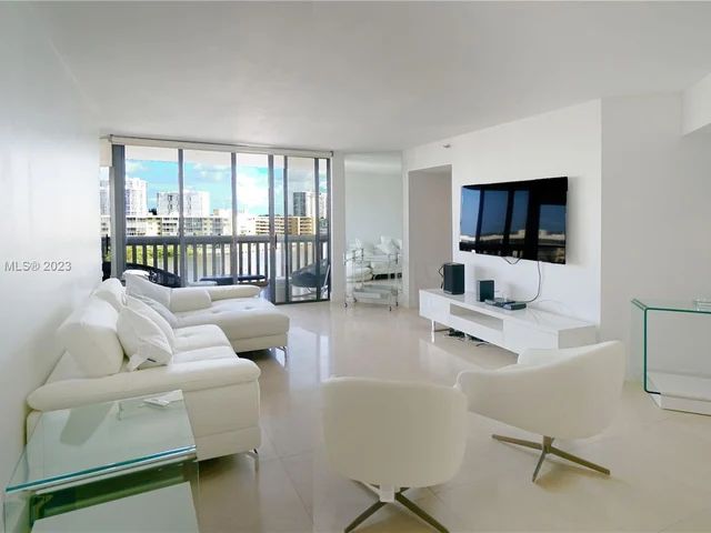 1000 W Island Blvd # 610, Aventura FL 33160