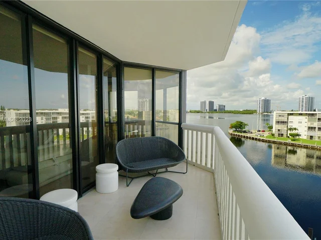 1000 W Island Blvd # 610, Aventura FL 33160