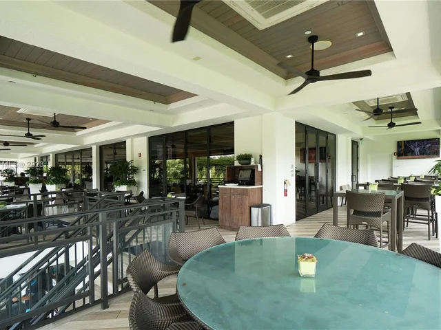 1000 W Island Blvd # 610, Aventura FL 33160